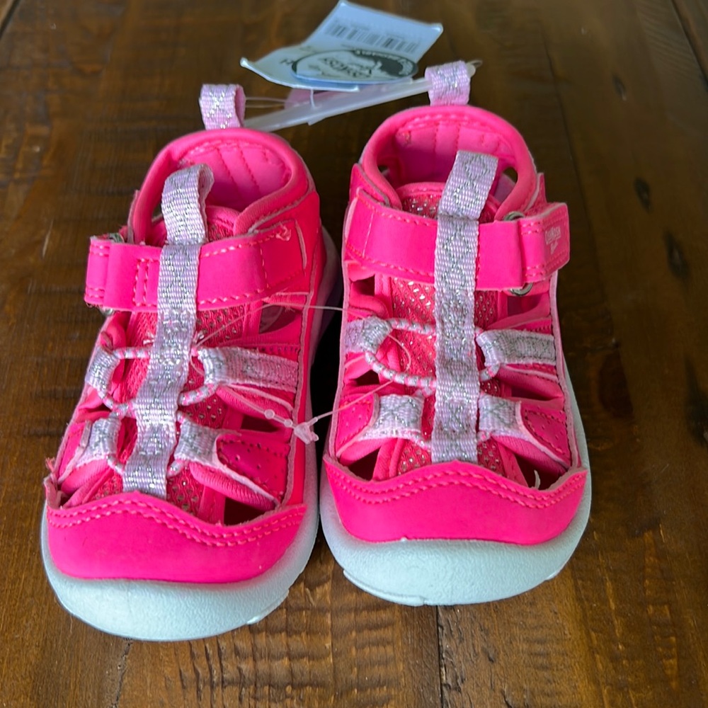 OshKosh shoes